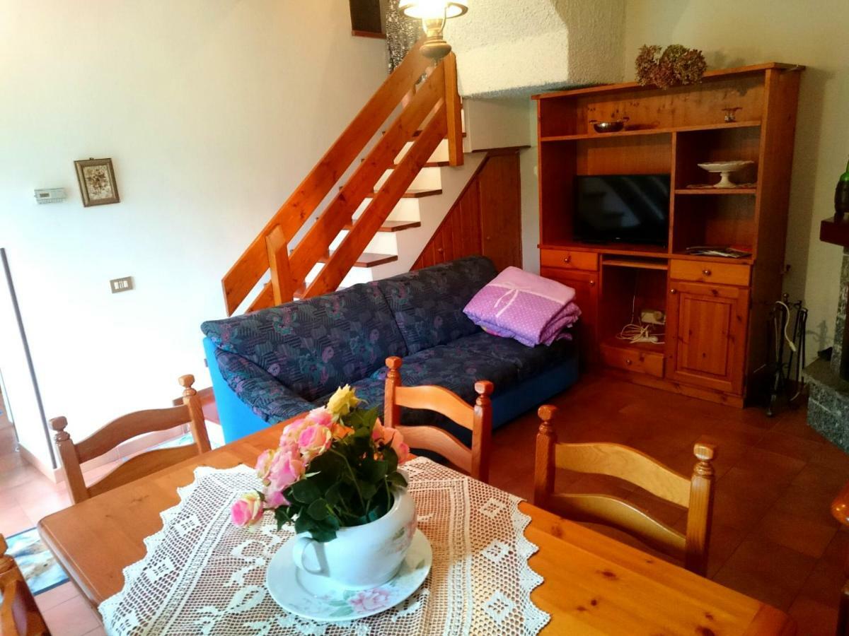 Casa Delle Rose Villa Teglio Buitenkant foto